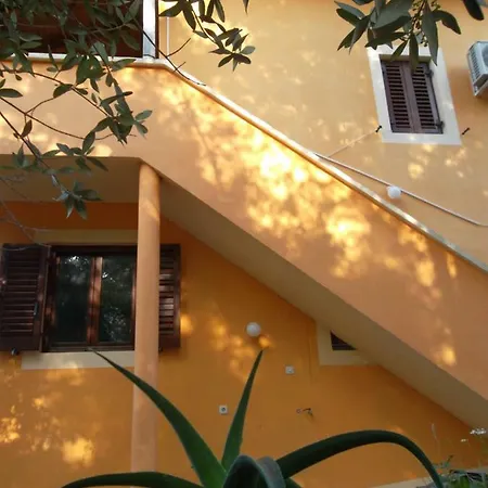 Hodak Apartment Nerezine Exterior photo