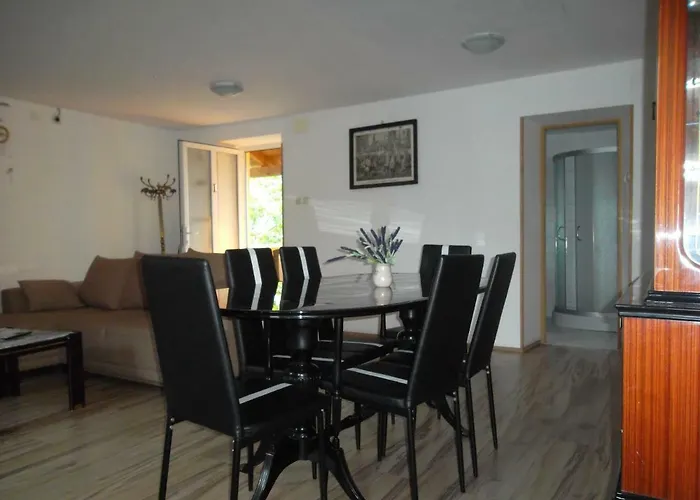 Hodak Apartment