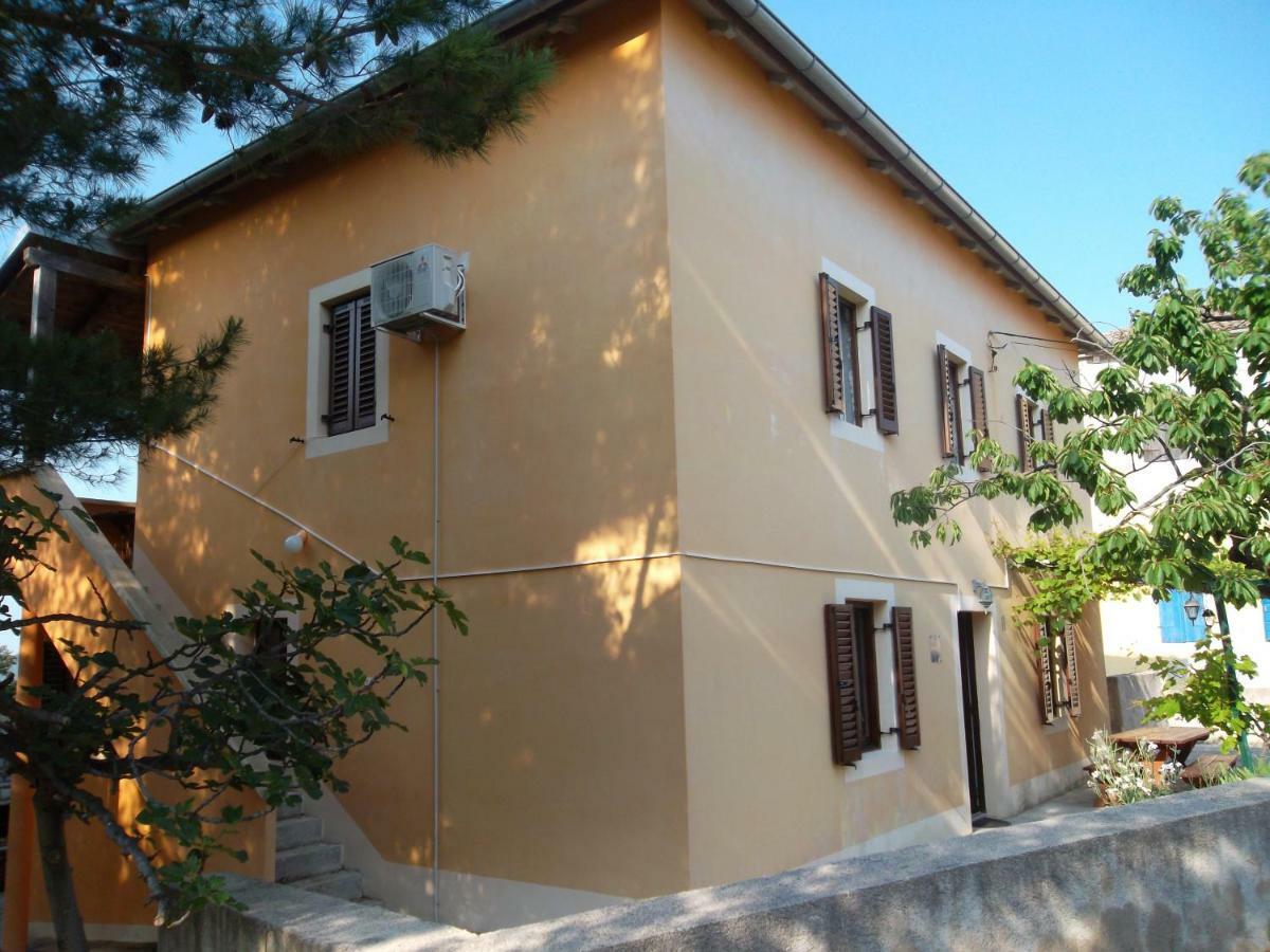 Appartamento Hodak Nerezine